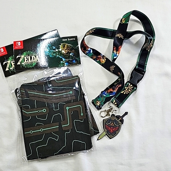 Zelda gamers gift pack, tote, lanyard, arm sleeves, wood plaque - Picture 14 of 16